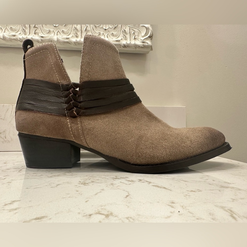Diba Skyler Women’s Suede Bootie - 10 - Picture 3 of 14